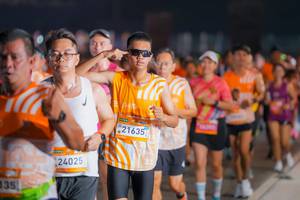 BIB: 135, 24025, 21635
                            <button type="button" onclick="openModal(22829827)" class="btn btn-primary btn-sm float-right btn-popup" data-toggle="modal" data-target=".modal-high-quality">
                        <i class="fas fa-shopping-cart"></i> Add to Cart
                    </button>
                                            <button type="button" onclick="isThisMe(22829827, true)" class="btn btn-success btn-sm float-right btn-popup btn-isme hidden" data-toggle="tooltip" data-placement="bottom" title="นี่คือรูปของคุณใช่ไหม คลิกที่นี่เพื่อเอาเข้าอัลบั้ม">
                        <i class="fas fa-plus"></i> Add to album
                    </button>
                    <button type="button" onclick="isThisMe(22829827, false)" class="btn btn-warning btn-sm float-right btn-popup btn-isnotme hidden">
                        <i class="fas fa-ban"></i> Remove from album
                    </button>